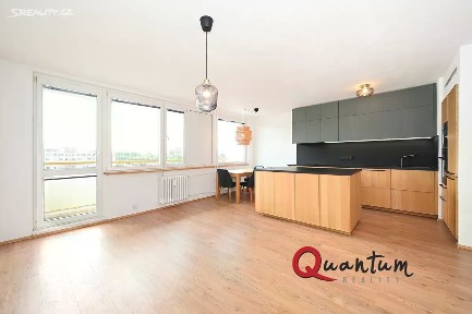 Pronájem bytu 3+kk 78 m² Květinková, Praha - Žižkov