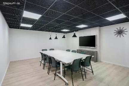 Pronájem kanceláře 5 m² Jankovcova, Praha - Holešovice