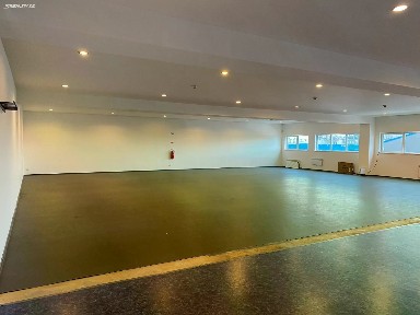 Pronájem skladového prostoru 700 m²