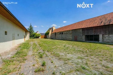 Prodej skladového prostoru 967 m²