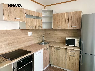 Prodej bytu 3+1 67 m² Chomutovská, Karlovy Vary - Rybáře