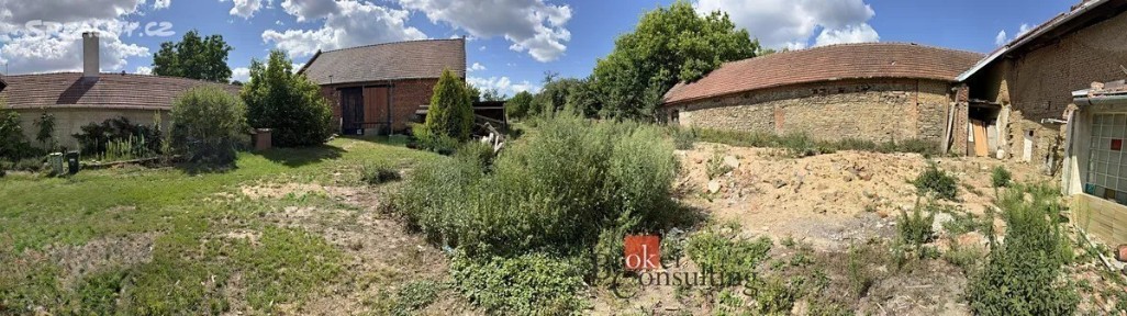 Prodej rodinného domu 250 m², pozemek 1996 m²