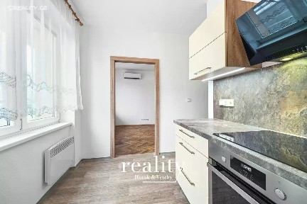 Pronájem bytu 1+1 37 m² Čermákova, Znojmo