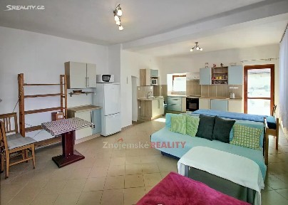 Pronájem bytu 2+kk 70 m² Slup