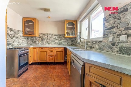 Prodej rodinného domu 171 m², pozemek 525 m²