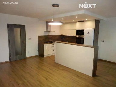 Pronájem bytu 3+kk 72 m² Karla Tomana, Kladno