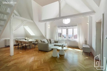 Pronájem bytu 3+1 144 m² Benešovská, Praha - Vinohrady