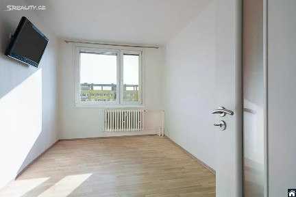 Pronájem bytu 2+kk 48 m² Slancova, Praha - Kobylisy