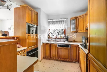 Pronájem bytu 5+kk 140 m²