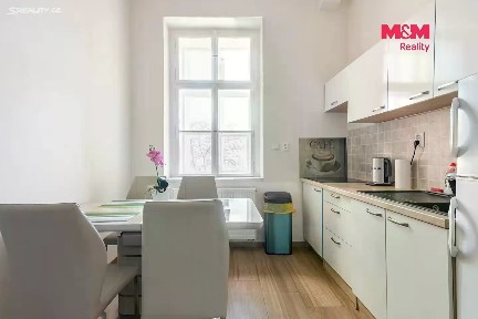 Pronájem bytu 2+kk 49 m² Dlážděná, Praha - Nové Město