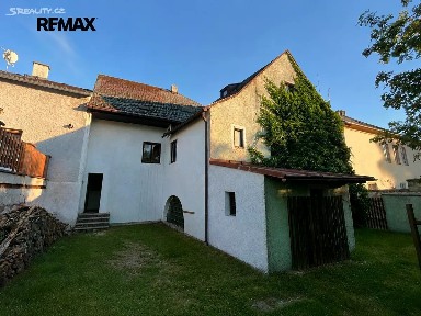 Prodej rodinného domu 250 m², pozemek 549 m² Náměstí, Krásno