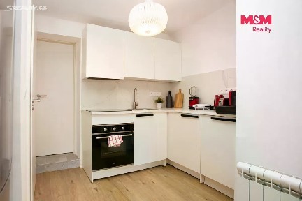 Prodej rodinného domu 190 m², pozemek 424 m²