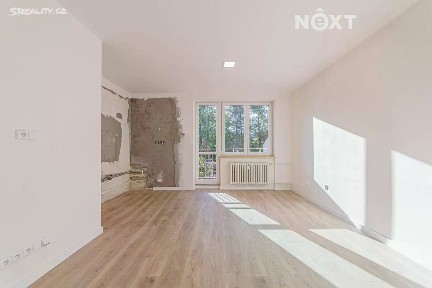 Pronájem bytu 1+kk 28 m² Jana Šoupala, Ostrava - Poruba