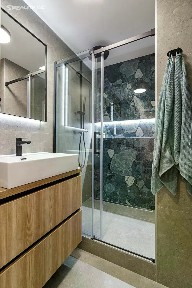 Pronájem bytu 1+kk 27 m² Gen. Janouška, Ostrava - Moravská Ostrava