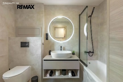 Prodej bytu 3+kk 62 m² Okružní, Meziboří