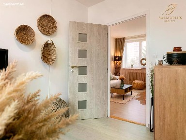 Pronájem bytu 1+kk 31 m² L. Váchy, Zlín - Prštné
