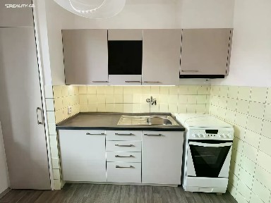 Pronájem bytu 1+1 43 m² Nivy I, Zlín
