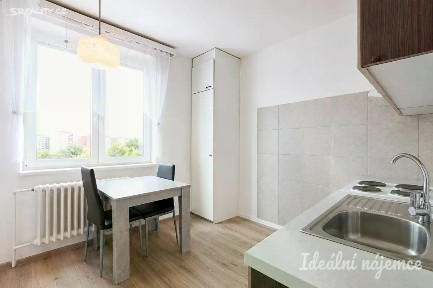 Pronájem bytu 3+1 71 m² Velkopavlovická, Brno - Židenice