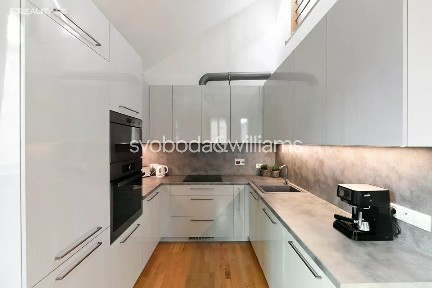 Prodej bytu 2+kk 50 m² Baranova, Praha - Žižkov