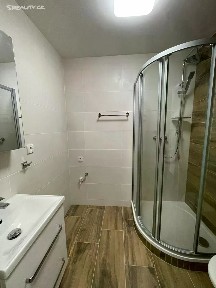 Pronájem bytu 1+kk 34 m² Americká, Kladno - Kročehlavy