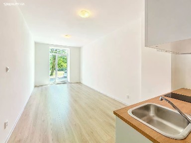 Pronájem bytu 1+kk 32 m² Slepá, Milovice - Mladá