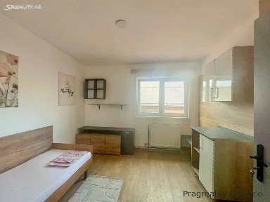 Roztoky, Praha-západ