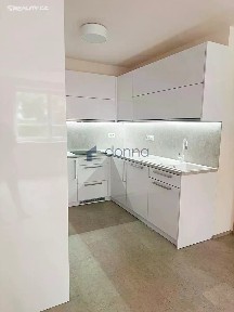 Pronájem bytu 2+kk 53 m² Křižíkova, Praha - Karlín