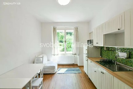 Pronájem bytu 1+1 36 m² Zikova, Praha - Dejvice