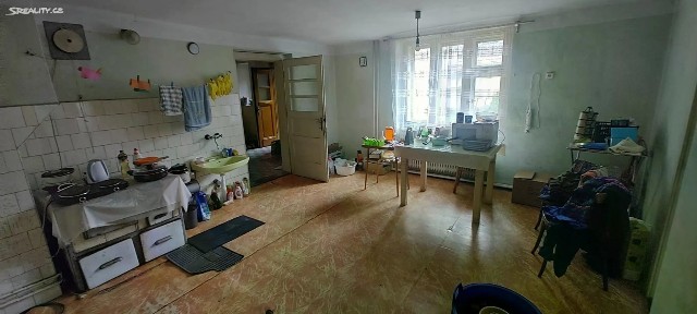 Prodej rodinného domu 250 m², pozemek 1229 m²