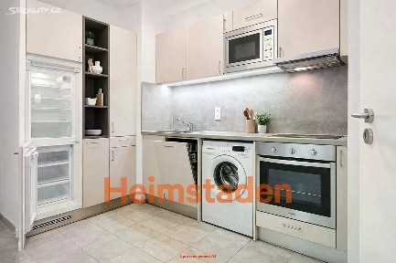 Pronájem bytu 2+1 48 m² Technická, Plzeň - Jižní Předměstí