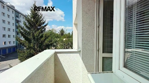 Pronájem bytu 1+1 34 m² Na Okraji, Plzeň - Skvrňany
