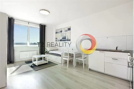 Pronájem bytu 1+kk 29 m² Magisterská, Plzeň - Jižní Předměstí
