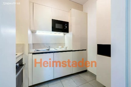 Pronájem bytu 2+1 44 m² Magisterská, Plzeň - Jižní Předměstí