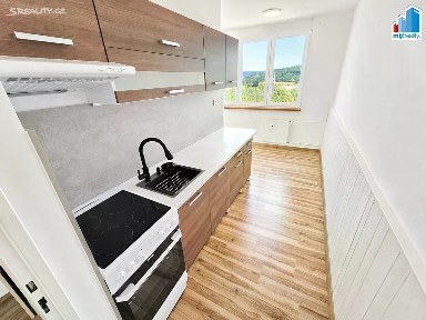 Pronájem bytu 2+1 67 m² Pod Hůrkou, Klatovy - Klatovy III