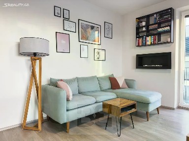 Pronájem bytu 3+kk 58 m² V Zahrádkách, Plzeň - Doubravka