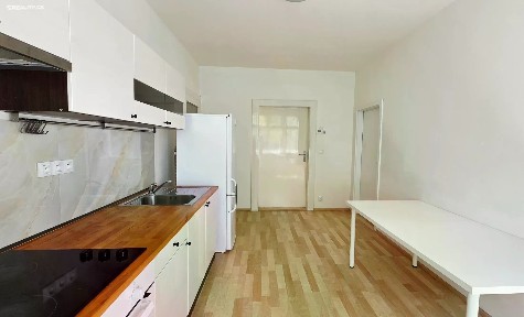 Pronájem bytu 3+1 74 m² Schwarzova, Plzeň - Jižní Předměstí