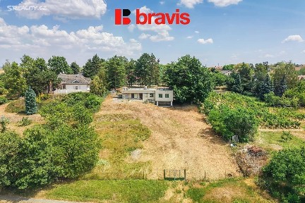 Prodej rodinného domu 217 m², pozemek 2794 m²