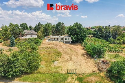 Prodej rodinného domu 217 m², pozemek 2794 m²