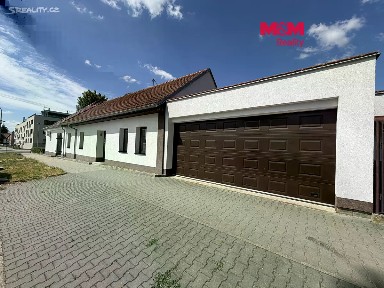 Prodej rodinného domu 173 m², pozemek 733 m² Čelakovského, Slavkov u Brna