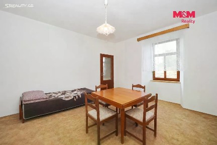 Prodej rodinného domu 207 m², pozemek 645 m²