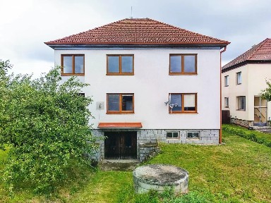 Prodej rodinného domu 193 m², pozemek 662 m²