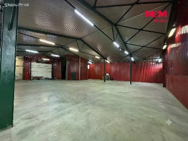 Pronájem skladového prostoru 1000 m²