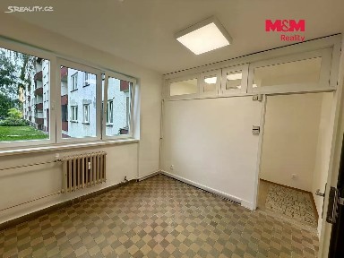 Pronájem obchodního prostoru 25 m²