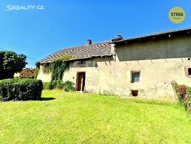 Prodej rodinného domu 200 m², pozemek 2439 m²