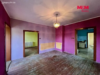 Prodej rodinného domu 150 m², pozemek 1883 m²