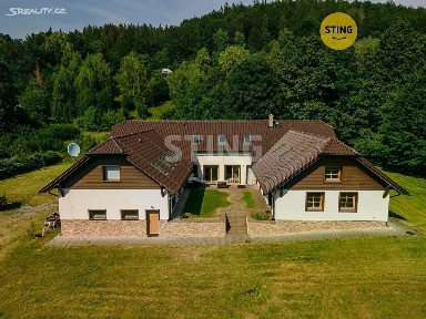 Prodej vícegeneračního domu 708 m², pozemek 8148 m²