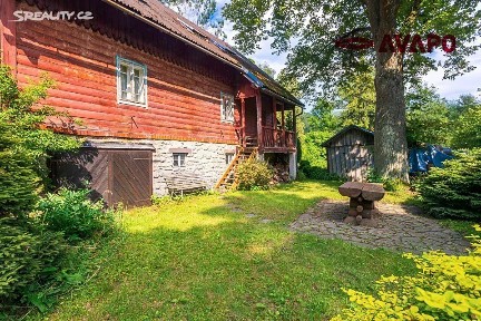 Prodej rodinného domu 140 m², pozemek 3363 m²