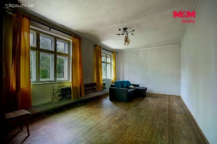 Prodej rodinného domu 273 m², pozemek 1256 m²