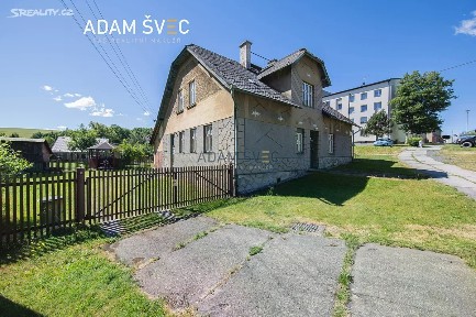 Dvorce, Bruntál