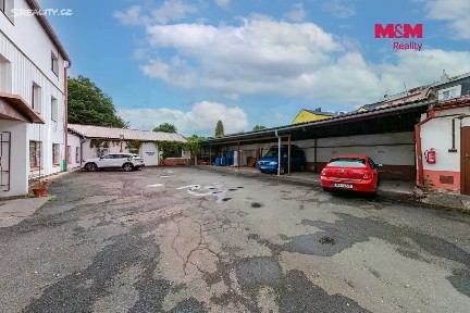 Prodej výrobní haly, prostoru 900 m²